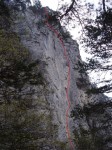 La Face de Plagne, première voie de la falaise, ouverte en 1955, par Paulet Girardin et Martial Perrenoud (dit le Stift)  et qui reste une référence