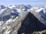 Traversée des Aiguilles rouges d Arolla, vue sur le Pigne d Arolla et le Mont-blanc de Cheillon