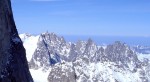 Vue des Grandes Jorasses, le Fou semble bien petit au centre de l image