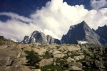 Une sortie "OJ", du moins la moitié des participants, à la "Cassin" au Piz Badile, 1990