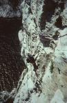 Toto, et Hugo en dessous, dans le "Linceul", calanques, 1991