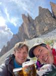 Santé, face à la Cima Piccola di Lavaredo, et son fameux Spigolo Giallo