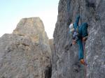 2e torre di Sella, face nord, voie Messner, la troisième tour en arrière plan