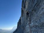 Eiger, Löcherspiel,