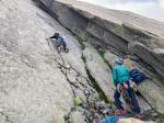 Adrian se remet au boulot, dans la fissure de ses rêves